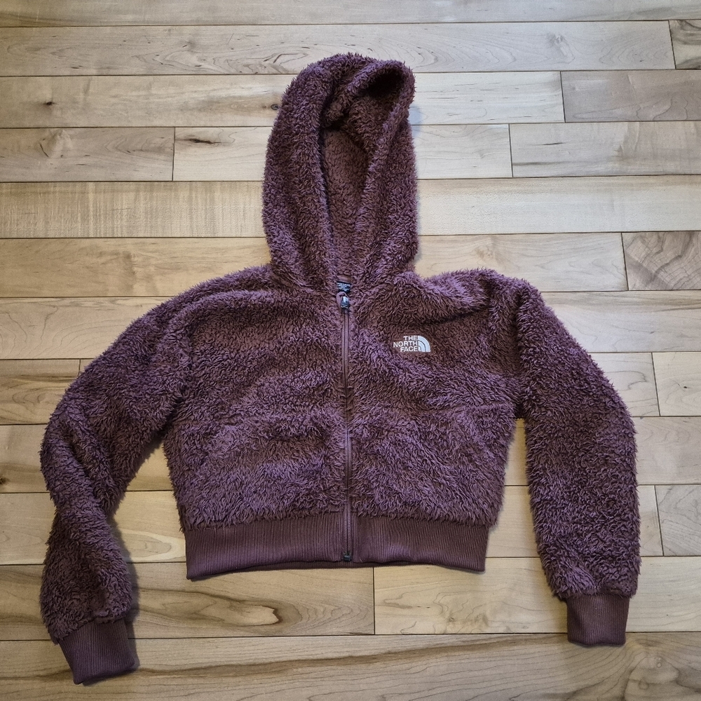 The North Face girls size 7/8 zip up fleece jacket